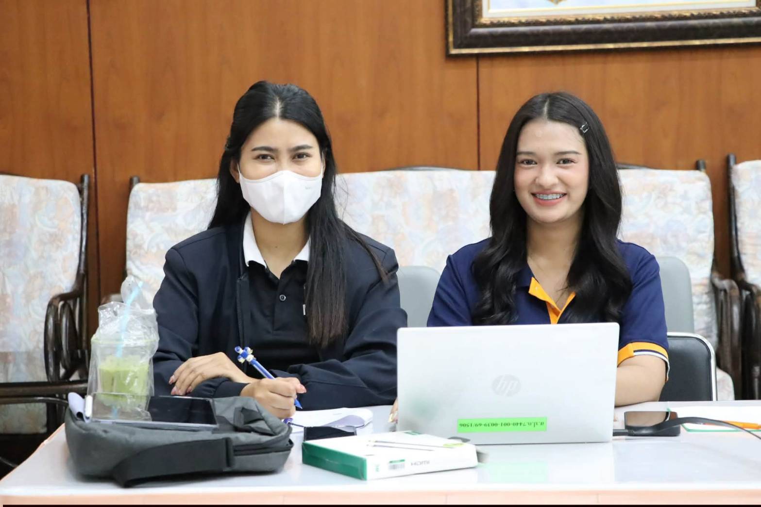 title - ปฏิรูปที่ดินจังหวัดพระนครศรีอยุธยา ปฏิบัติหน้าที่ในตำแหน่งผู้อำนวยการศูนย์ส่งเสริมและพัฒนาอาชีพเสริมนอกภาคการเกษตร เป็นประธานในการประชุมการเตรียมความพร้อมด้านสถานที่ในการจัดกิจกรรม “สืบสานพระราชปณิธาน สร้างงานเกษตรกรรม เลิศล้ำงานหัตถศิลป์ ท่องเที่ยวถิ่นวิถีไทย” ประจำปี พ.ศ. 2569 ครั้งที่ 1/2569 ณ ห้องประชุม 100 ปี ศูนย์ส่งเสริมและพัฒนาอาชีพเสริมนอกภาคการเกษตร